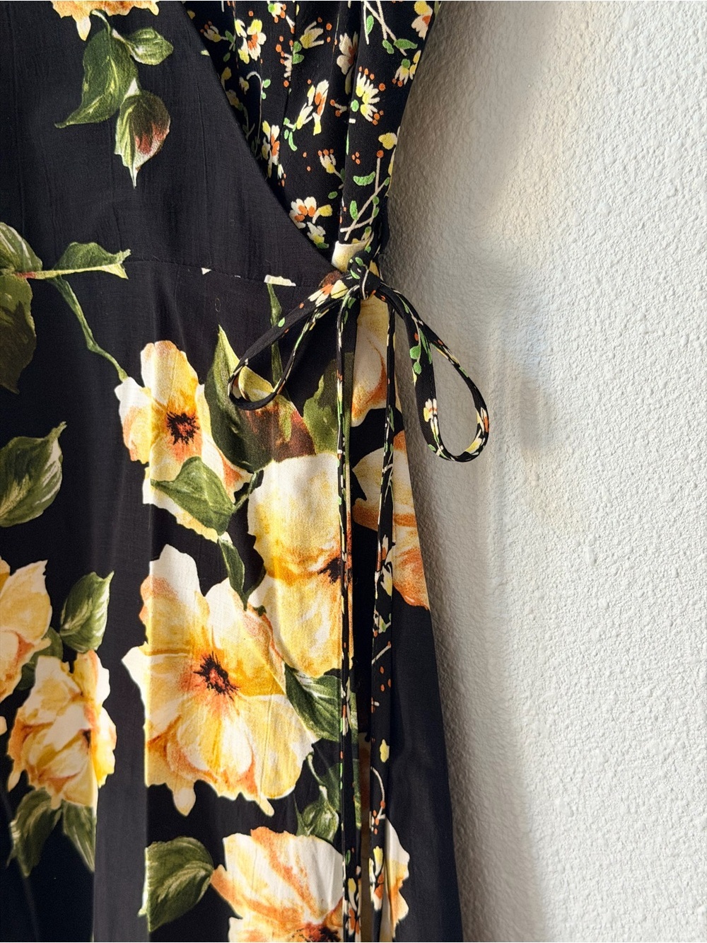 Topshop Mixed Floral Wrap Midi Dress Black Yellow Strappy Garden Size 4 - Picture 6 of 11